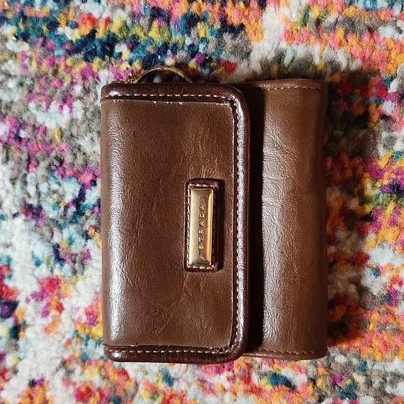 Strada faux leather small keychain  wallet - Picture 1 of 10
